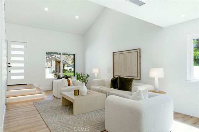 19751 Canyon, Yorba Linda, CA 92886