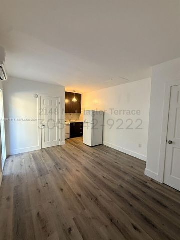 2148 NW Flagler Ter f, Miami, FL 33125