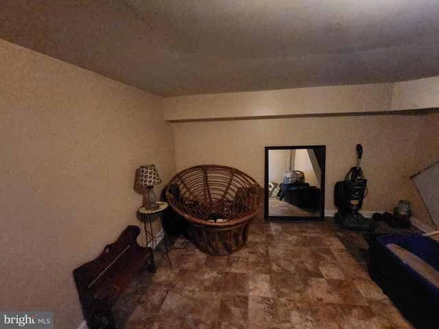 2843 BOOKERT DR, Baltimore, MD 21225