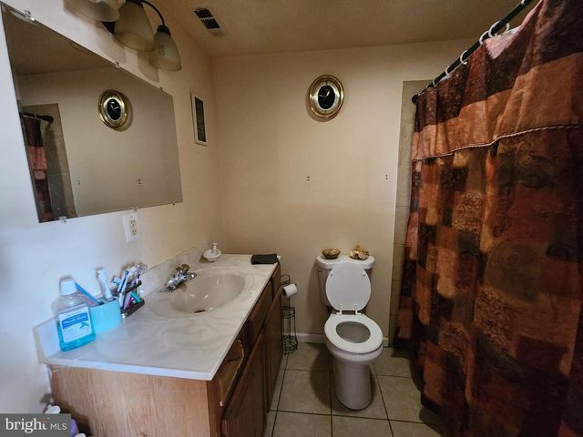 2843 BOOKERT DR, Baltimore, MD 21225