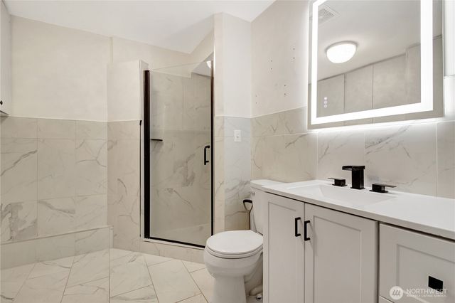 12001 Robinhood Lane, Snohomish, WA 98290