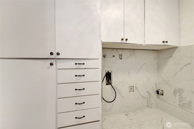 12001 Robinhood Lane, Snohomish, WA 98290