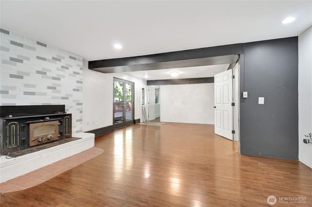 12001 Robinhood Lane, Snohomish, WA 98290