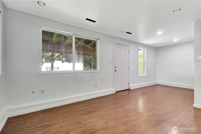 12001 Robinhood Lane, Snohomish, WA 98290