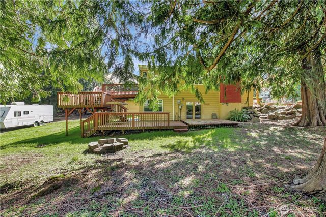 12001 Robinhood Lane, Snohomish, WA 98290