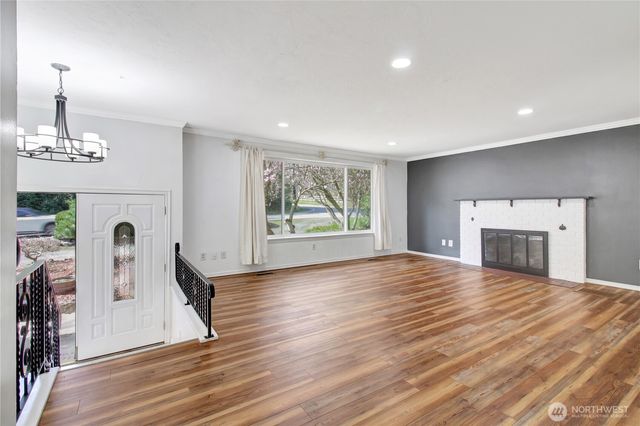 12001 Robinhood Lane, Snohomish, WA 98290