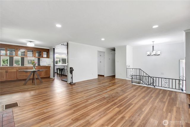 12001 Robinhood Lane, Snohomish, WA 98290