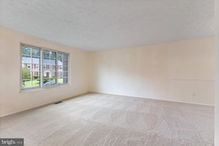 8011 TREASURE TREE CT, Springfield, VA 22153