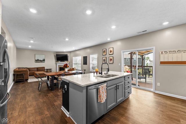 942 Ram Drive, Franklin, IN 46131
