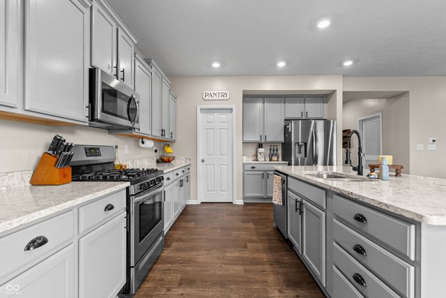 942 Ram Drive, Franklin, IN 46131