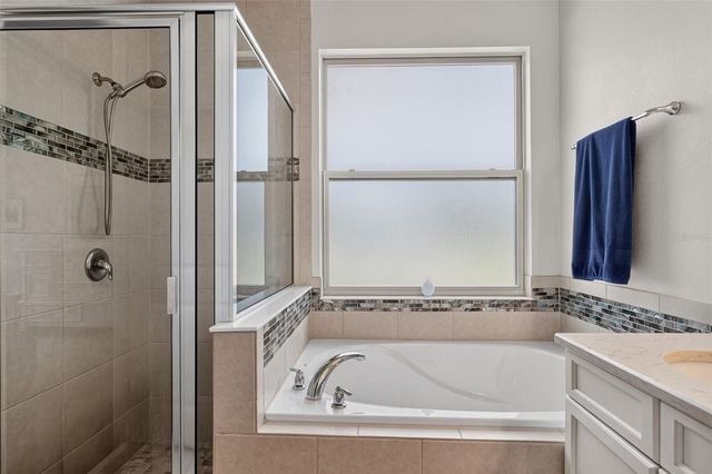 24414 WOODHILL COURT, Sorrento, FL 32776