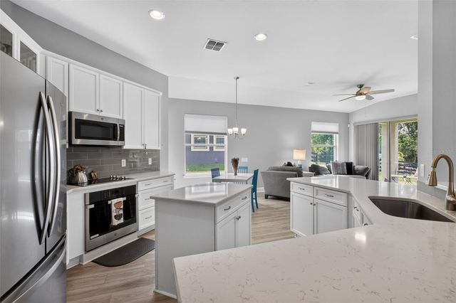 24414 WOODHILL COURT, Sorrento, FL 32776