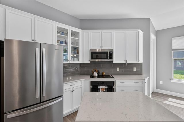 24414 WOODHILL COURT, Sorrento, FL 32776