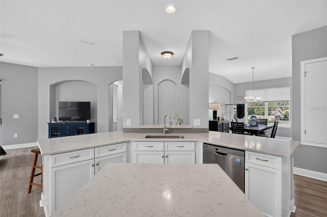 24414 WOODHILL COURT, Sorrento, FL 32776