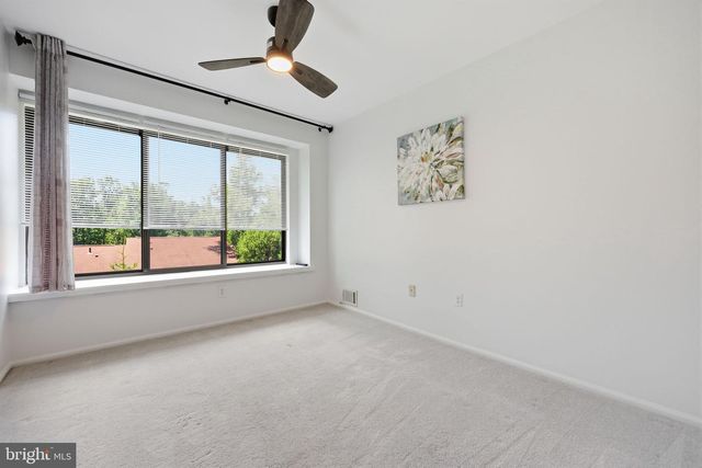 7-4 ASPEN WAY, Doylestown, PA 18901