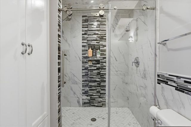 77 Baxter St 3, Boston, MA 02127