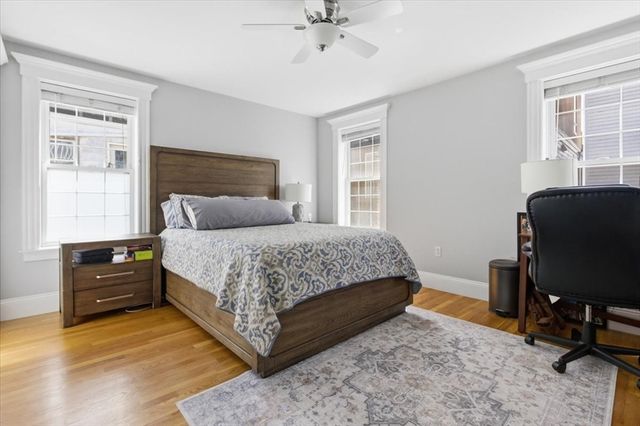 77 Baxter St 3, Boston, MA 02127