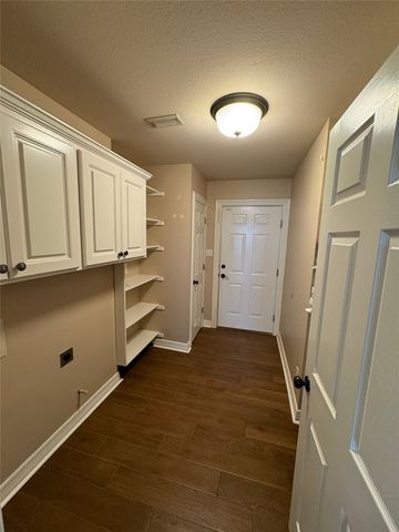 1002 Creole Drive, Bossier City, LA 71111