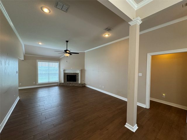 1002 Creole Drive, Bossier City, LA 71111