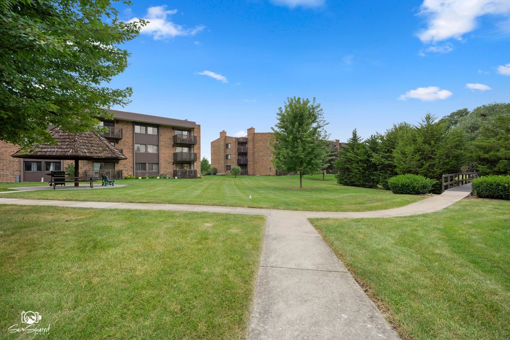 1421 Woodbridge Road 1A, Joliet, IL 60436 — photo 2
