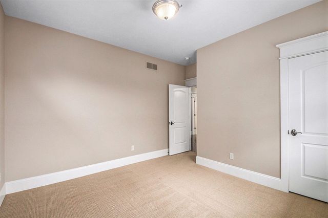 6501 Andre's Crossing 14, Grandville, MI 49418