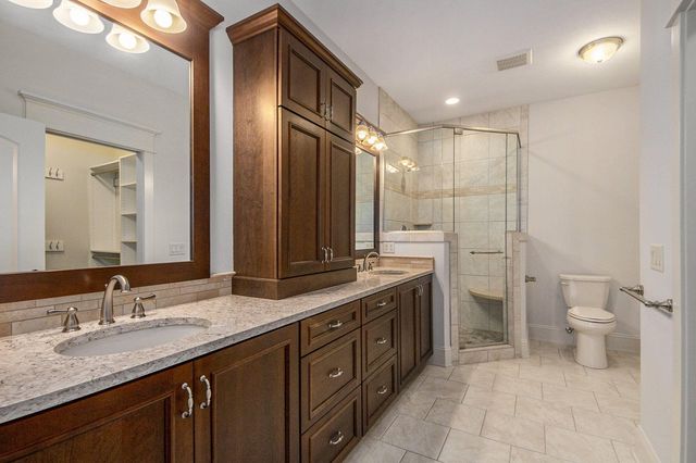 6501 Andre's Crossing 14, Grandville, MI 49418