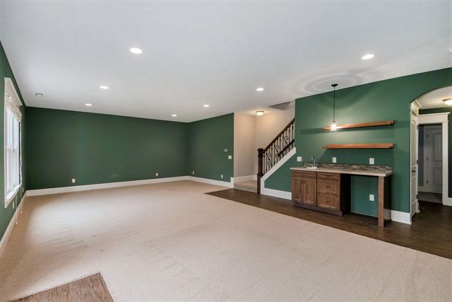 6501 Andre's Crossing 14, Grandville, MI 49418