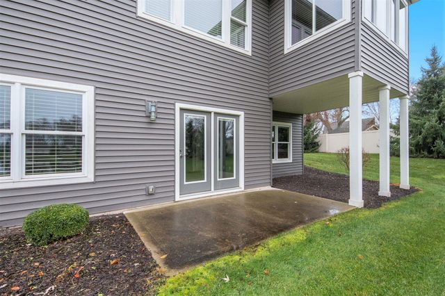 6501 Andre's Crossing 14, Grandville, MI 49418