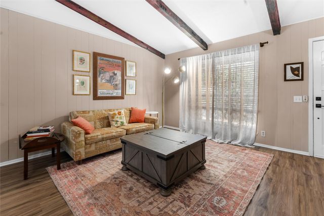 401 Dove Creek DR, Round Rock, TX 78664