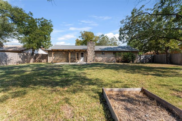 401 Dove Creek DR, Round Rock, TX 78664
