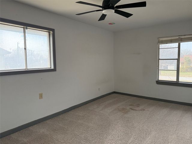 1101 S Trinity Street, Decatur, TX 76234