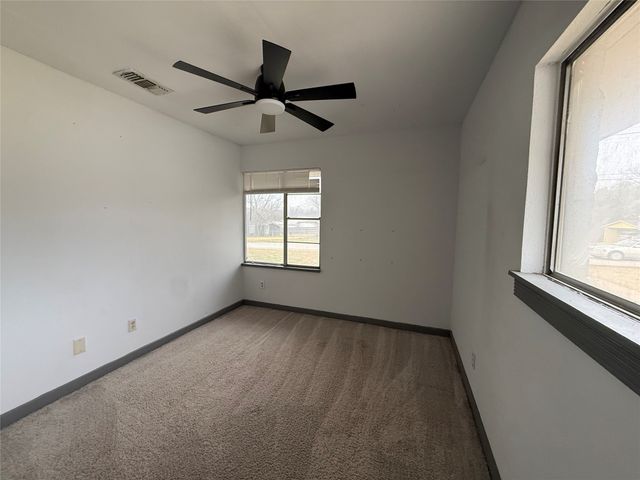 1101 S Trinity Street, Decatur, TX 76234