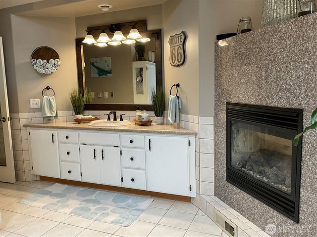 36208 SE 46th Street, Fall City, WA 98024