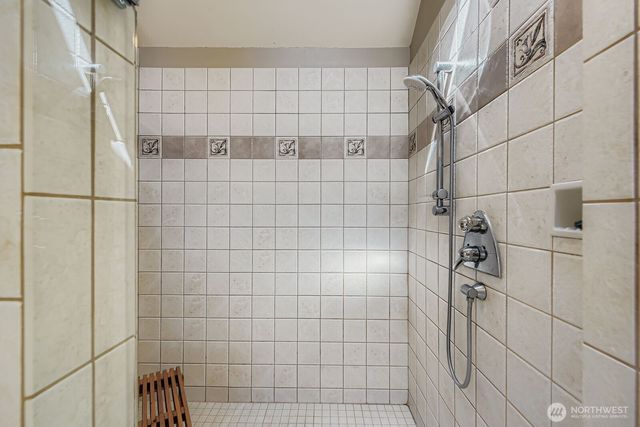 36208 SE 46th Street, Fall City, WA 98024