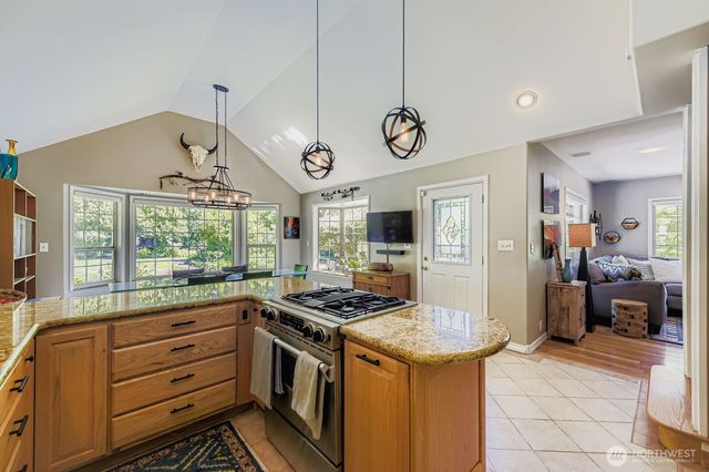 36208 SE 46th Street, Fall City, WA 98024