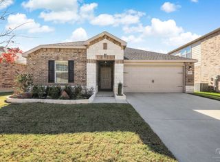 2207 Heaton Street, Forney, TX 75126