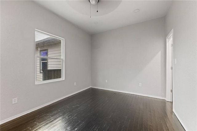 225 E Alice Ave, Kingsville, TX 78363