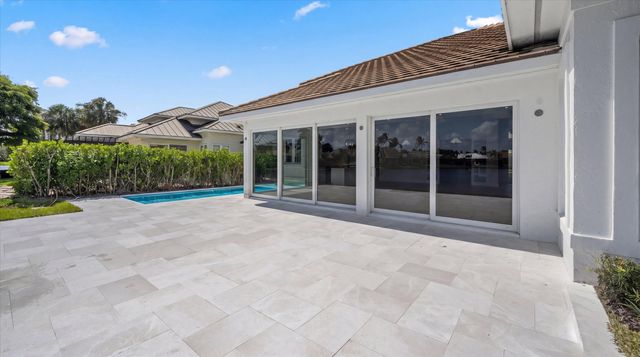 204 Birkdale Lane, Jupiter, FL 33458
