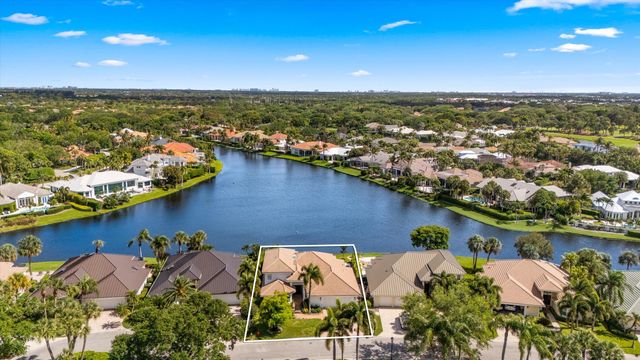 204 Birkdale Lane, Jupiter, FL 33458