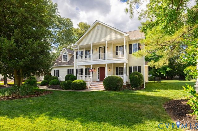 354 Enon Oaks Ln, Chester, VA 23836