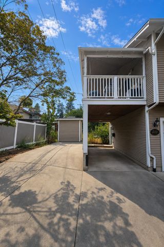1126 E 29th Ave, Spokane, WA 99203