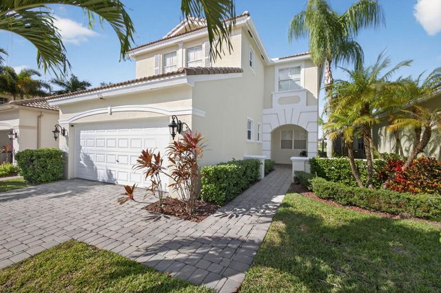 166 Isle Verde Way, Palm Beach Gardens, FL 33418