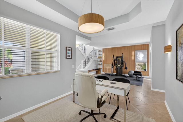 166 Isle Verde Way, Palm Beach Gardens, FL 33418