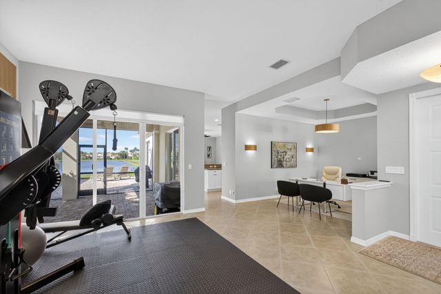 166 Isle Verde Way, Palm Beach Gardens, FL 33418