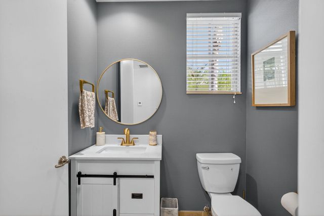 166 Isle Verde Way, Palm Beach Gardens, FL 33418