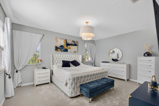 166 Isle Verde Way, Palm Beach Gardens, FL 33418