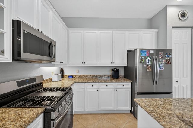 166 Isle Verde Way, Palm Beach Gardens, FL 33418