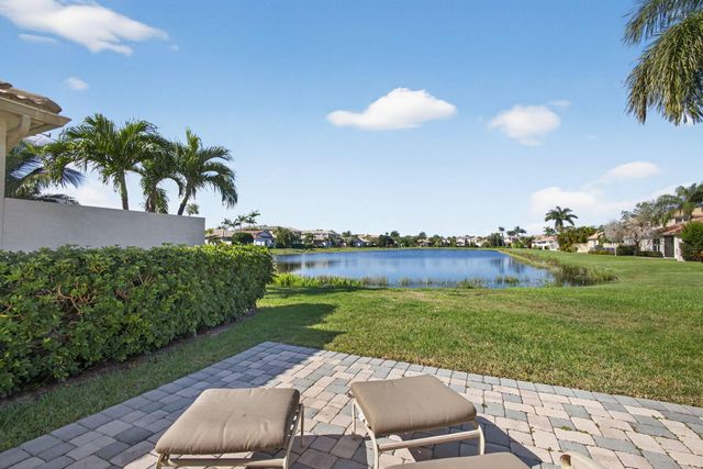 166 Isle Verde Way, Palm Beach Gardens, FL 33418