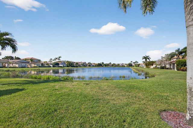 166 Isle Verde Way, Palm Beach Gardens, FL 33418