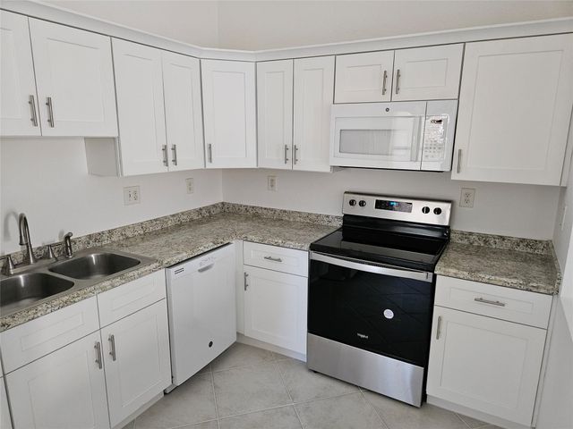 5845 EAGLE CAY Circle, Coconut Creek, FL 33073
